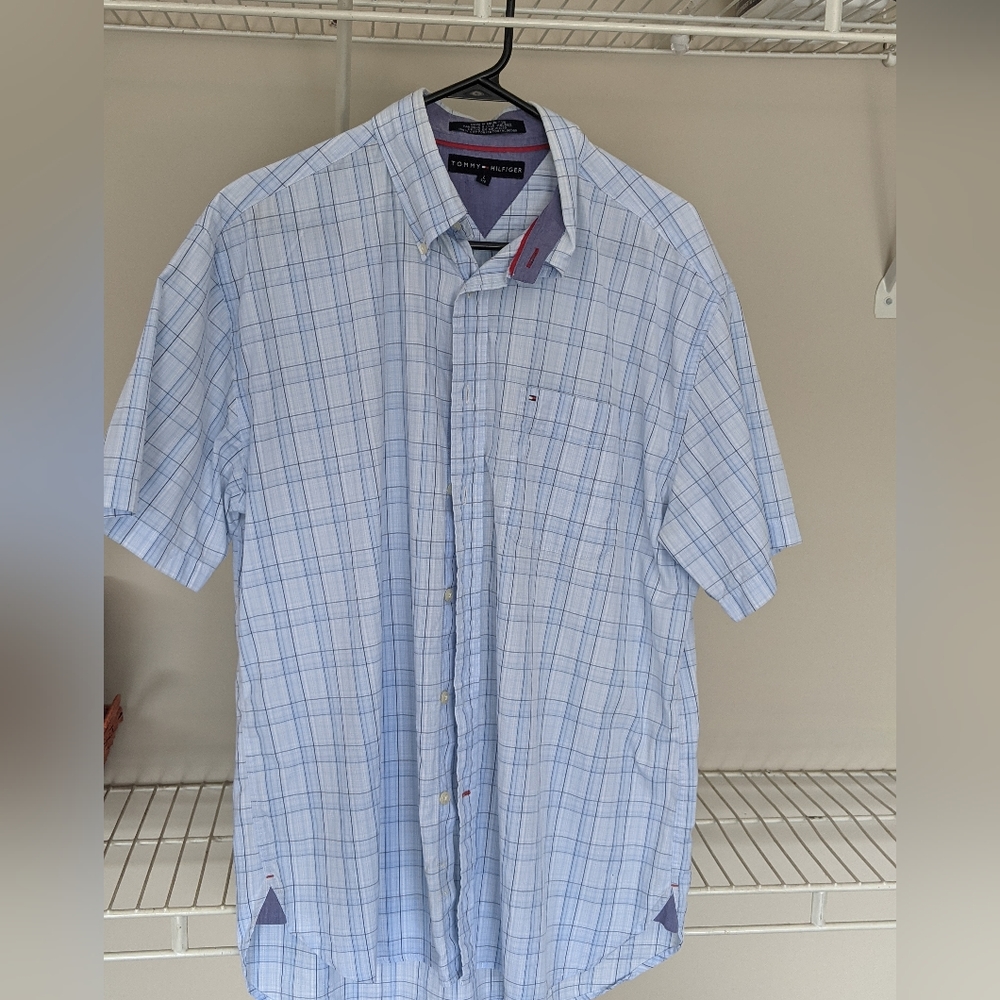 Hilfiger short sleeve shirt with button down collar
